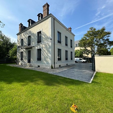 L'Etoile De Seine 77 Appartement 5 Dammarie-lè-Lys Exterior foto